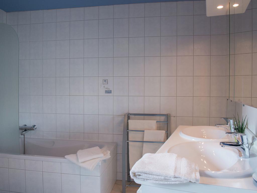 Child Friendly Holiday Home In Waimes With Sauna Exteriör bild